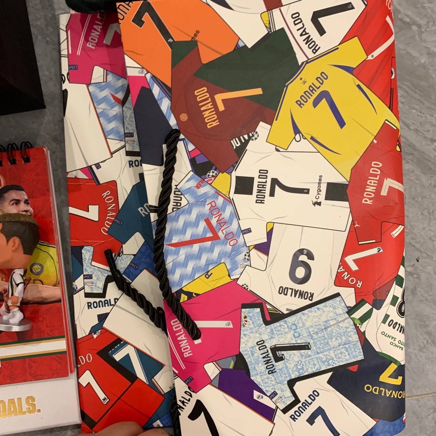 CRISTIANO RONALDO CUSTOM GIFT BOX